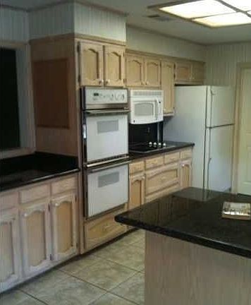 3rd image of 25874 Plantation Ave