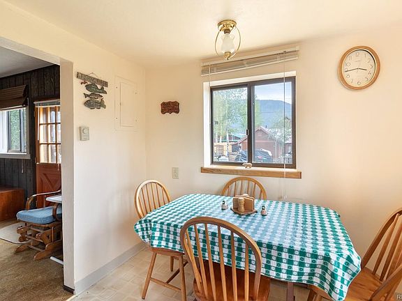 4th image of 1108 Mountain Ave