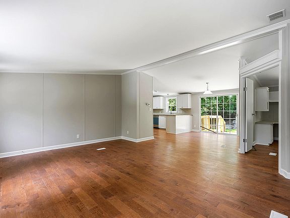 5th image of 3615 Moriah Rd