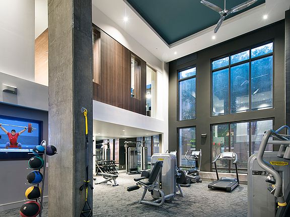 24-Hr Fitness Center