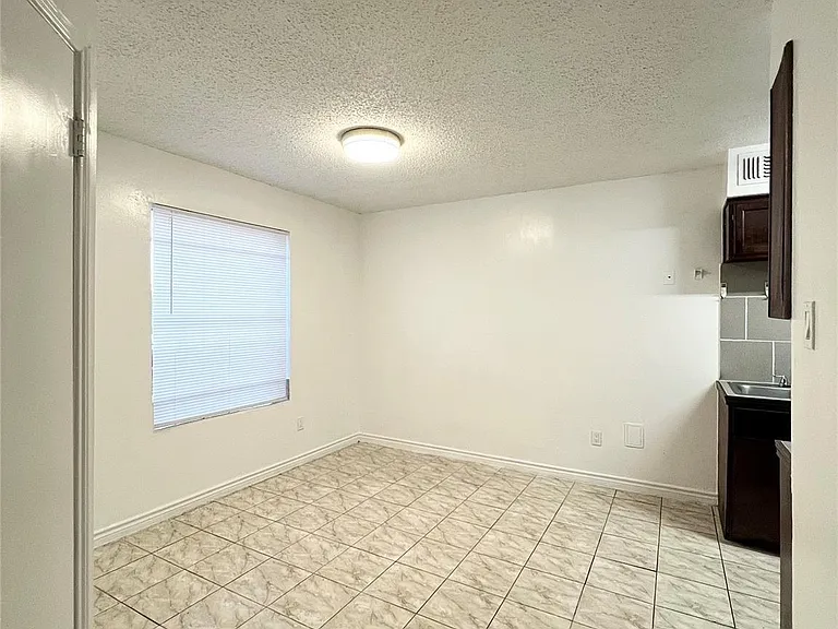12710 Leader St #B — Photo 8