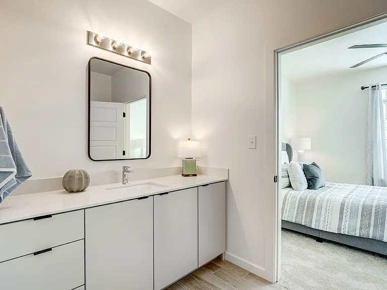 310 Homestead Ave #2 — Photo 25