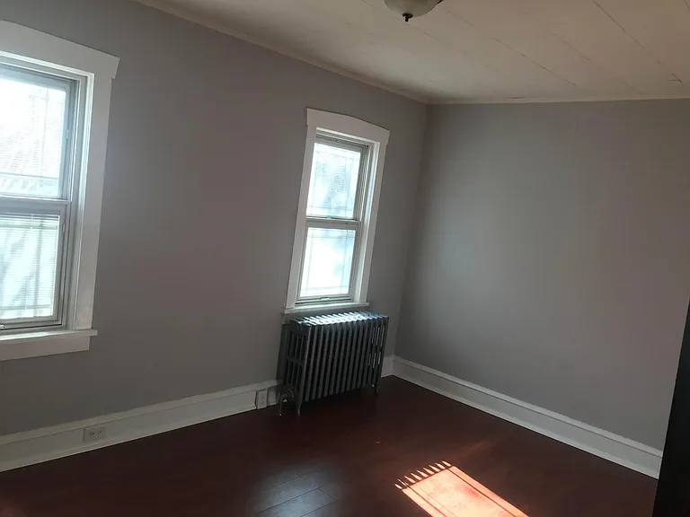 123 E Franklin Ave #1 — Photo 7