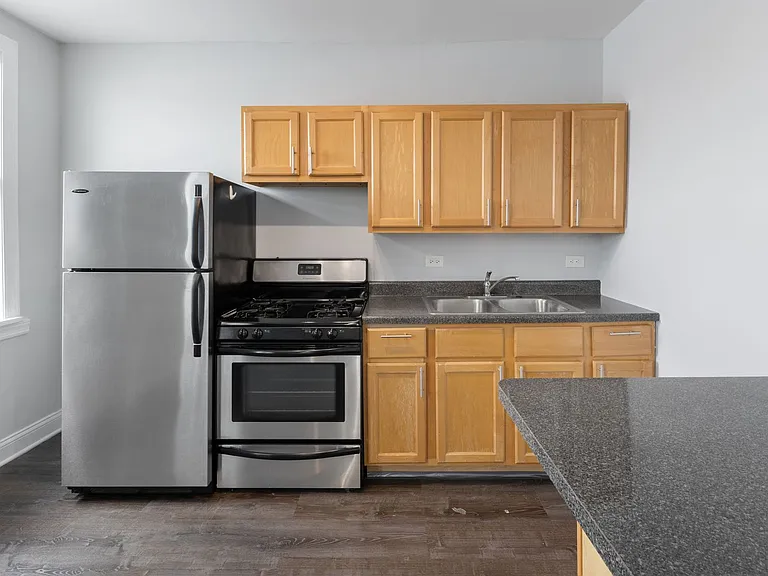 The Kenmore on Edgewater — Photo 54