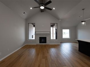 3233 Poppey Ln, Edmond, OK 73012