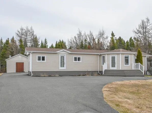 55 Des Arbres St, Le Goulet, NB E8S 2G5