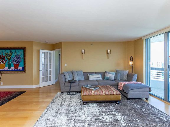 5th image of 3530 Mystic Pointe Dr APT 2714