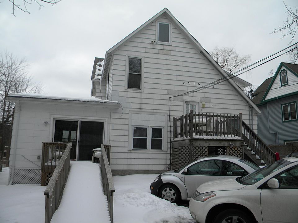 1st image of 2215 Como Ave