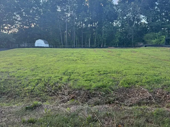 4807 White Lake Dr NW, Acworth, GA 30101