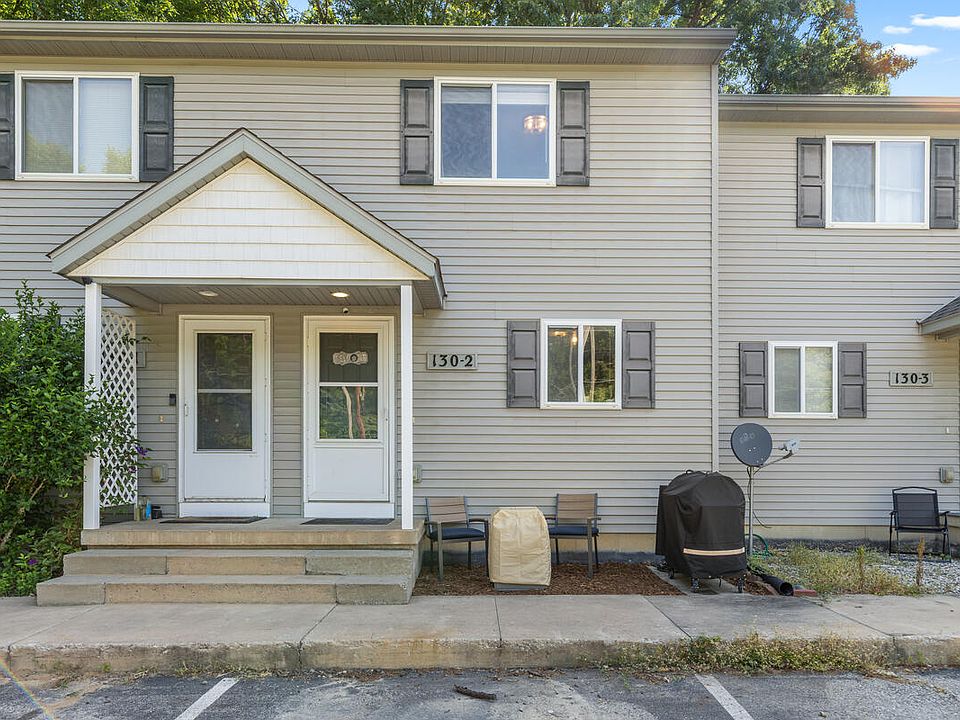 1st image of 130 Irving Rd Unit 2