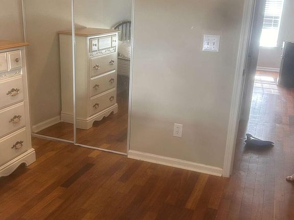 4th image of 449 Kara Ln
