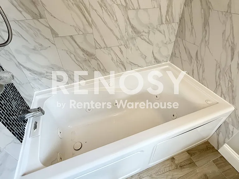 601 Warwick Rd — Photo 29
