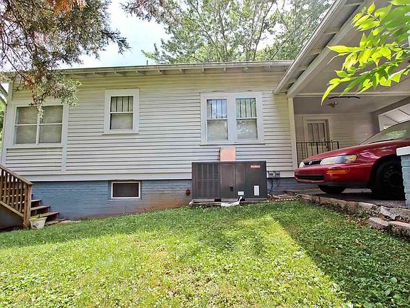 3rd image of 282 Lincoln Ave