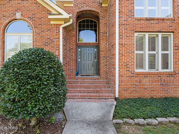 2nd image of 312 Saligugi Ln