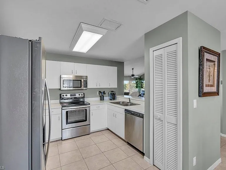8251 Grand Palm Dr #3 — Photo 18