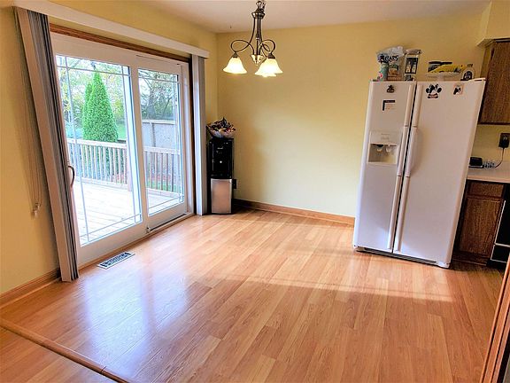 4th image of 2725 Bluffside Dr