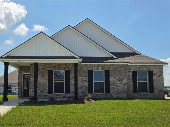 5173 Spillway Manor Dr, Slidell, LA 70461