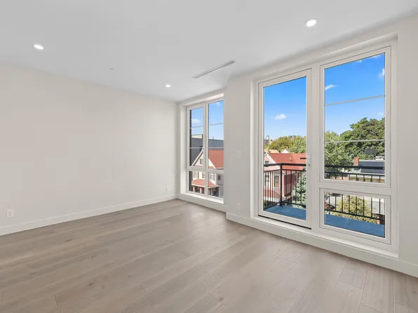 310 Fenimore Street image 18 of 48