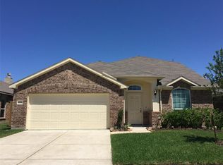 4522 Castleview Dr, Baytown, TX 77521