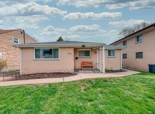 554 Hillcrest Ave, Mc Kees Rocks, PA 15136