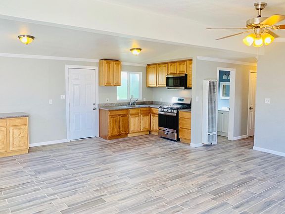 2nd image of 1818 Mesa Buena Ave