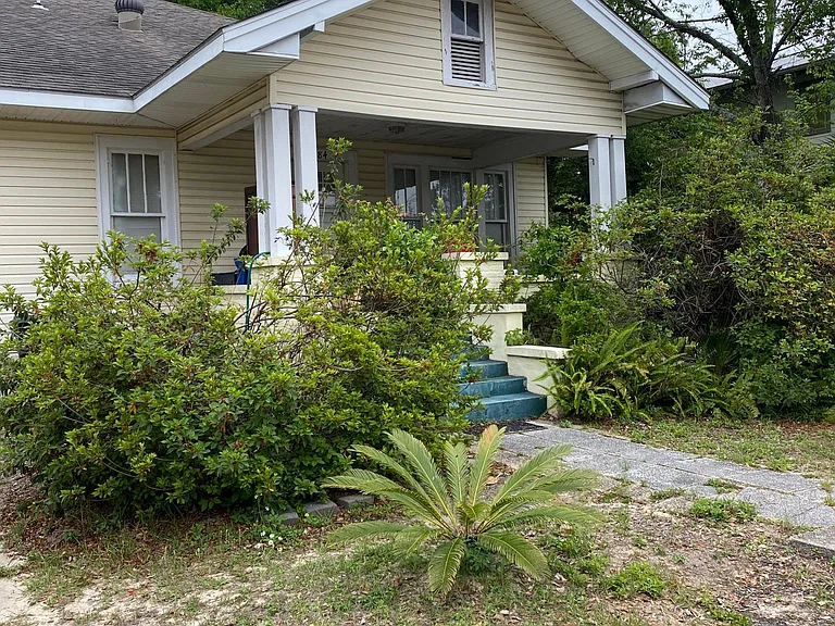 1584 E Cervantes St #1 — Photo 1