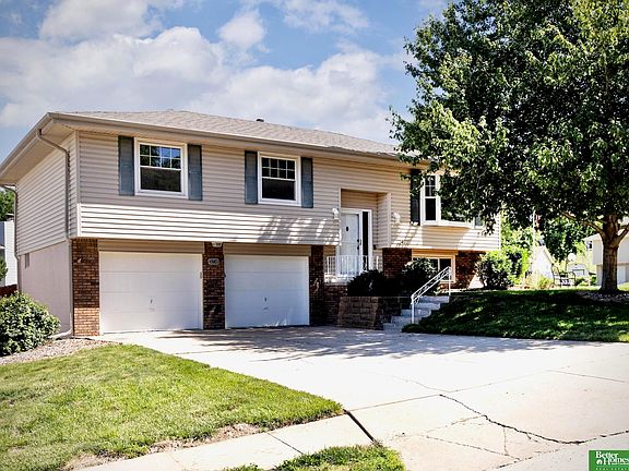 2nd image of 10734 Borman Cir