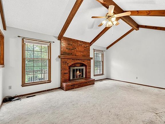 5th image of 3616 NW Dogwood Dr