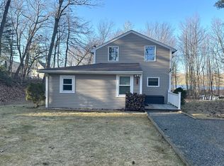 418 Lake Rd, West Suffield, CT 06093