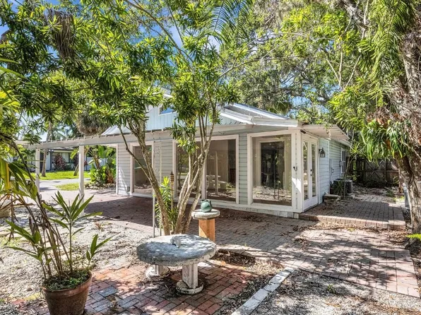 1300 40th St, Sarasota, FL 34234