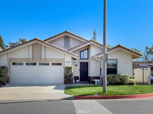 2541 N River Trail Rd, Orange, CA 92865