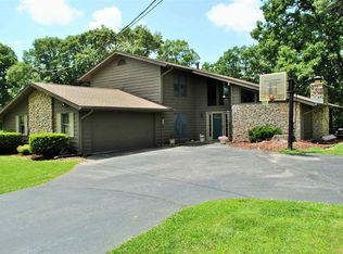 1720 N Royal Oaks Dr, Monticello, IN 47960
