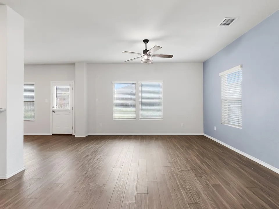 5910 Frisbee Path