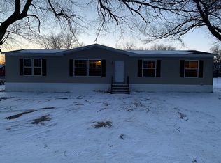 191 James St N, Carthage, SD 57323