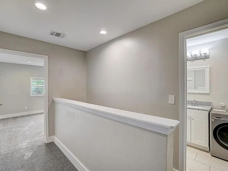 935 La Posada Dr #222 — Photo 15
