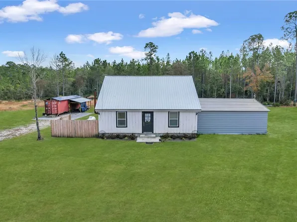 437 Picketts Mill Trl, Waynesville, GA 31566