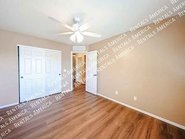 23808 N Tayrien Ln — Photo 39