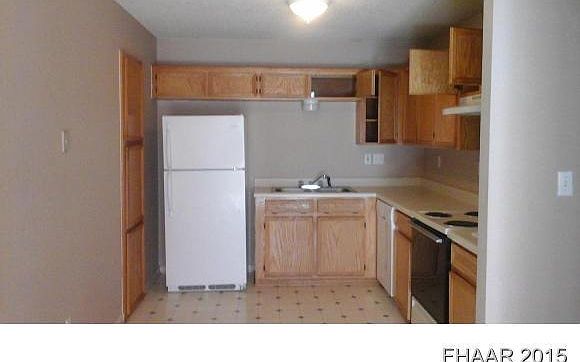 2nd image of 903 Clairidge Ave
