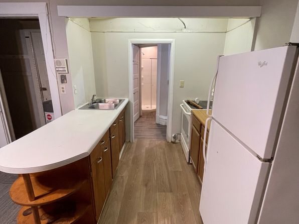 34 2nd St SE #201