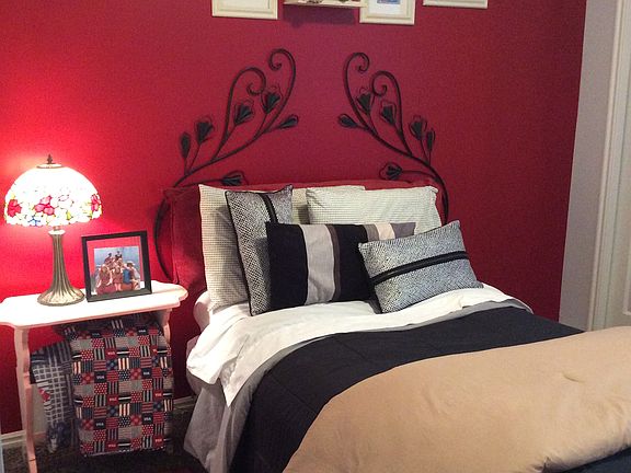 2nd upstairs bedroom