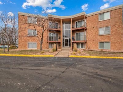 9147 Highway 55 APT 203, Minneapolis, MN, 55427