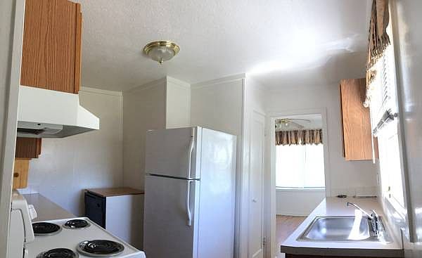 1st image of 204 Cullum Ave
