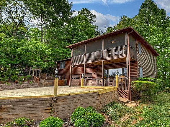 5th image of 205 Lookout Dr