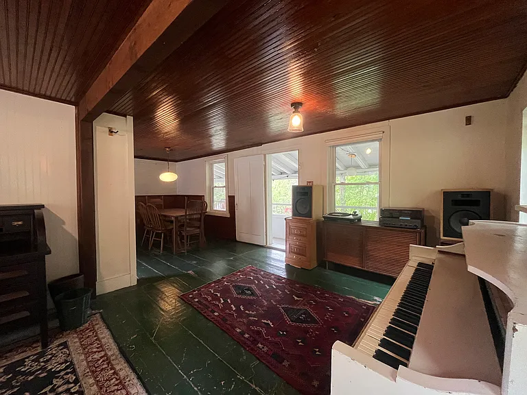 150 Morgan Hill Rd — Photo 43