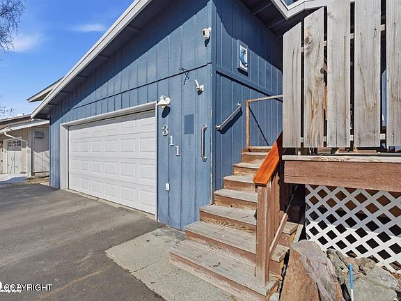 4th image of 311 Pettis Rd