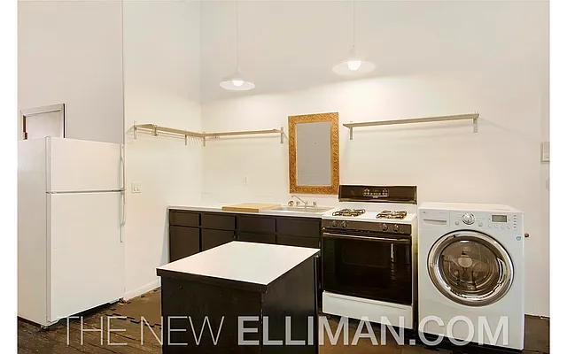 Rented by Douglas Elliman | media 28