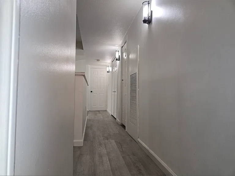 165 Cottage St #706 — Photo 12