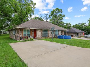 704 Seven Oaks Rd, Bonham, TX 75418