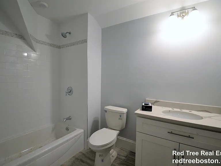 18 Murdock St #1 — Photo 12