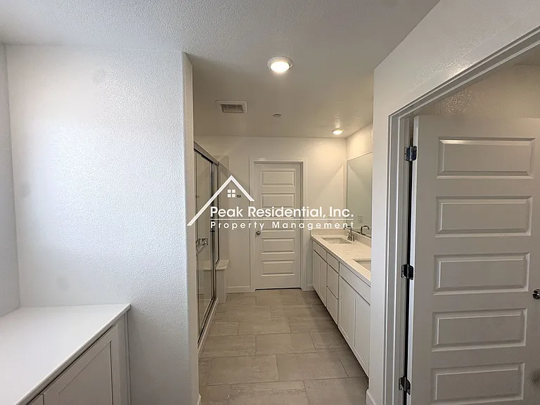12636 Hereford Ave — Photo 24